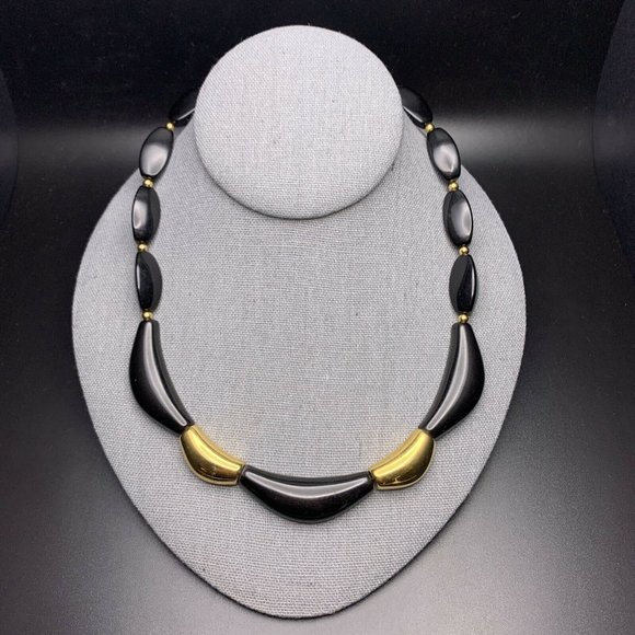 Trifari Jewelry - Vintage Trifari Beaded Necklace